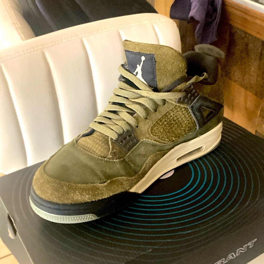 Jordan 4 olive craft used (OPEN TO TRADE)